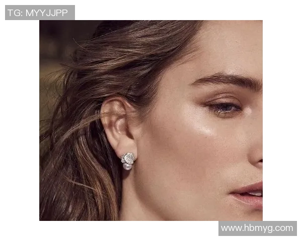 足球明星同款珠宝闪耀登场让你也能拥有球场风采与时尚魅力 足球明星同款珠宝闪耀登场让你也能拥有球场风采与时尚魅力